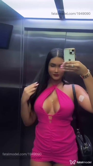 Acompanhante mulher trans morena (o) de olhos pretos em Belo Horizonte - Victória Basan
