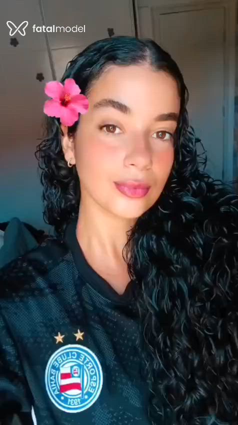 Acompanhante mulher morena (o) de olhos mel em Poços de Caldas Acompanhante mulher morena (o) de olhos mel em Poços de Caldas - Gabriella