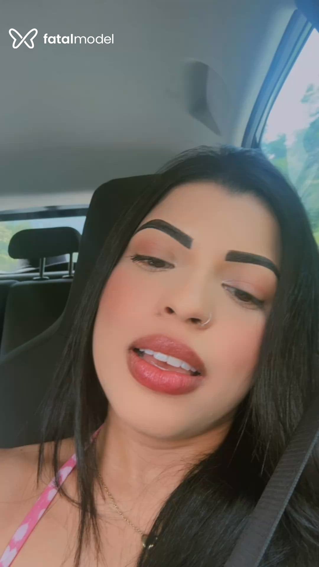Acompanhante mulher morena (o) de olhos pretos - Bonilha Acompanhante mulher morena (o) de olhos pretos - Bonilha