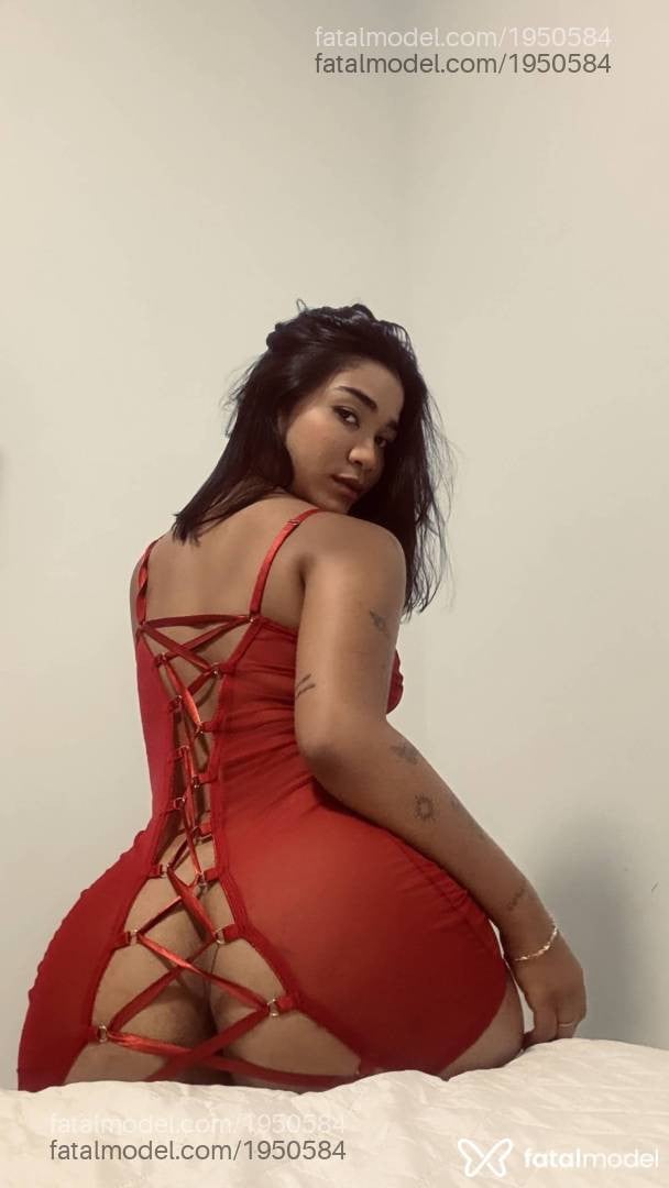 Acompanhante mulher morena (o) de olhos castanhos - Clara