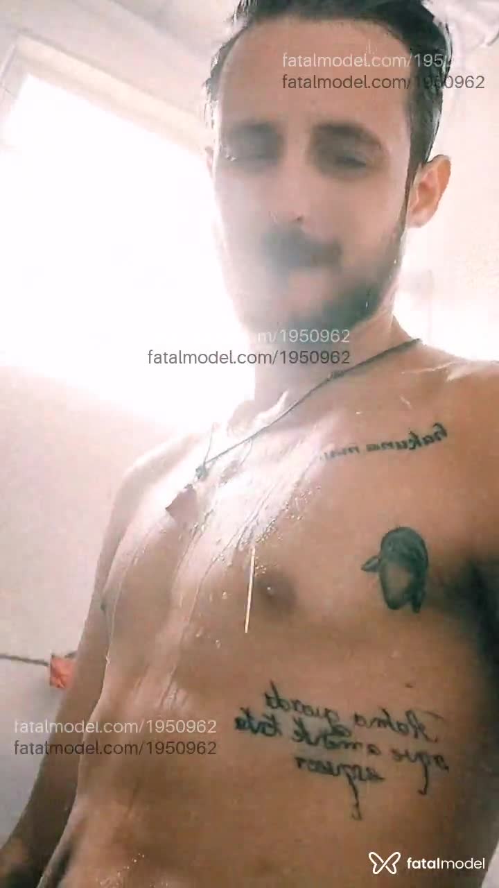 Acompanhante homem morena (o) de olhos castanhos em Itajaí - Alexandre