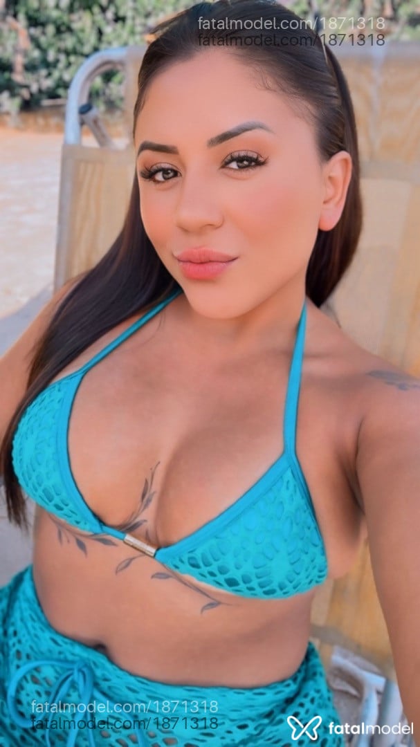 Acompanhante mulher morena (o) de olhos castanhos em Balneário Camboriú Acompanhante mulher morena (o) de olhos castanhos em Balneário Camboriú - Luiza