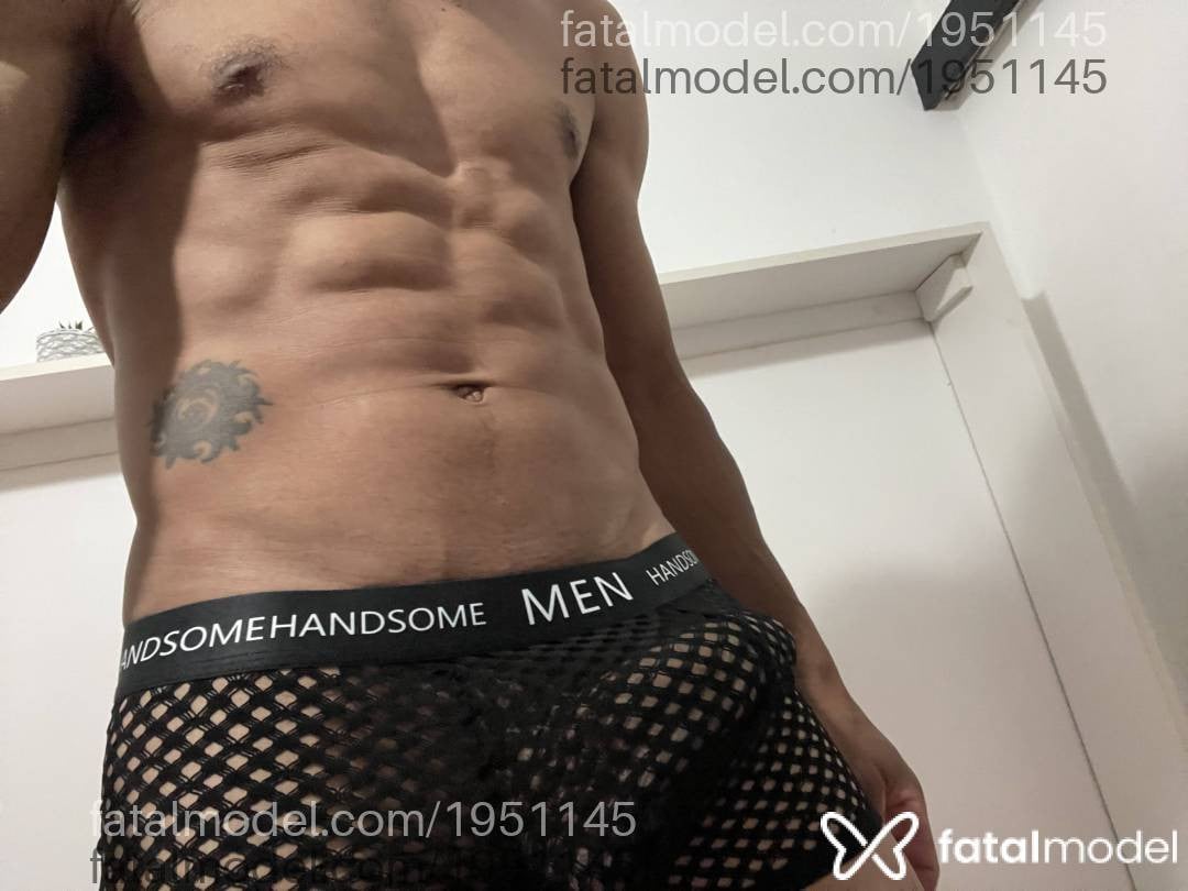Acompanhante homem morena (o) de olhos castanhos - Apólo
