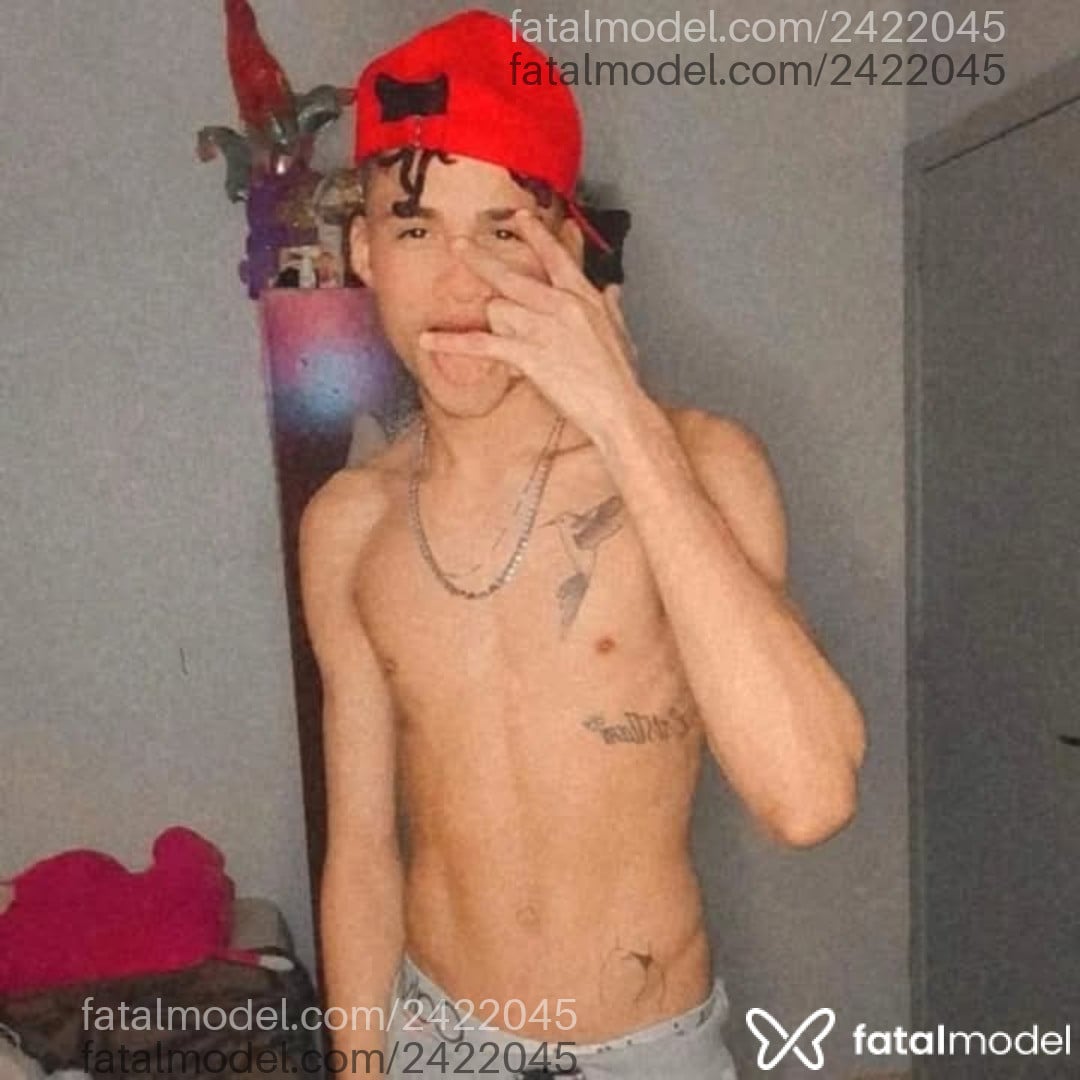 Acompanhante homem com cabelo castanho de olhos castanhos em Seberi Acompanhante homem com cabelo castanho de olhos castanhos em Seberi - Sebastião