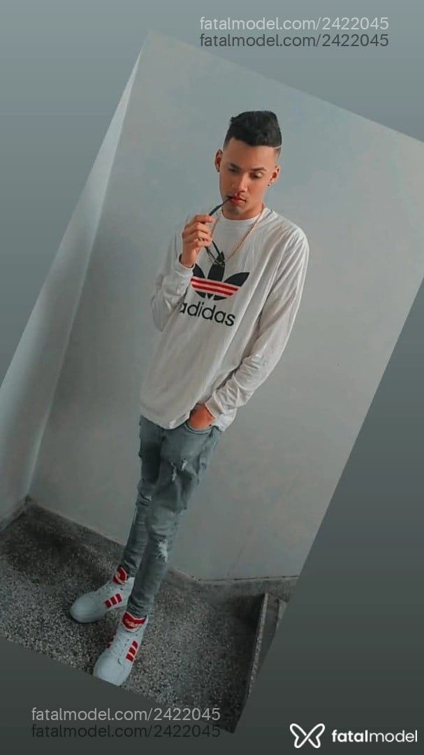 Acompanhante homem com cabelo castanho de olhos castanhos em Seberi Acompanhante homem com cabelo castanho de olhos castanhos em Seberi - Sebastião