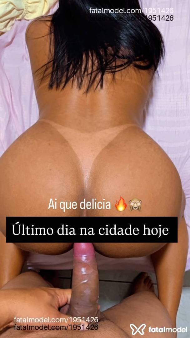 Acompanhante mulher morena (o) de olhos pretos - Júlia Morais