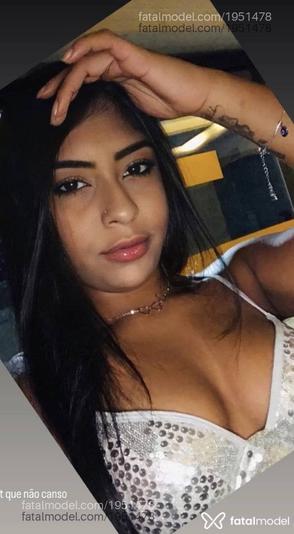 Acompanhante mulher morena (o) de olhos castanhos - Kaila morena