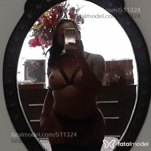 Acompanhante mulher trans morena (o) de olhos castanhos em Passos - Lorhana