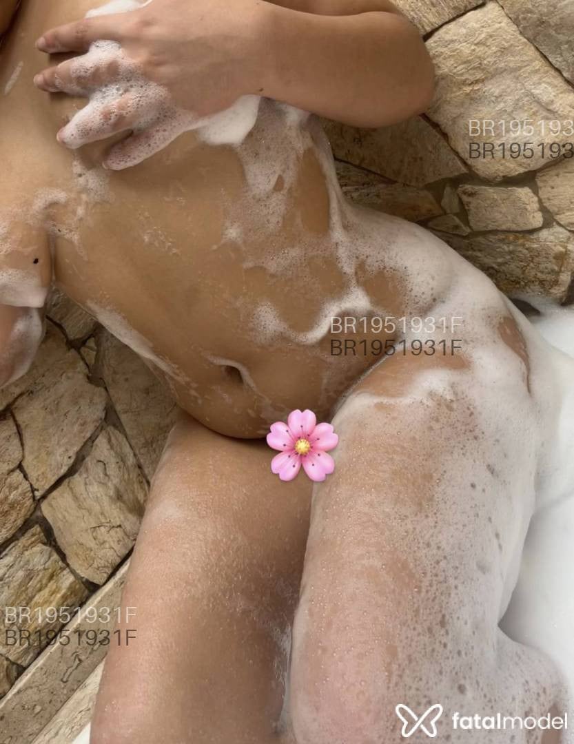 Acompanhante mulher morena (o) de olhos castanhos em Santa Cruz do Sul - Manuella