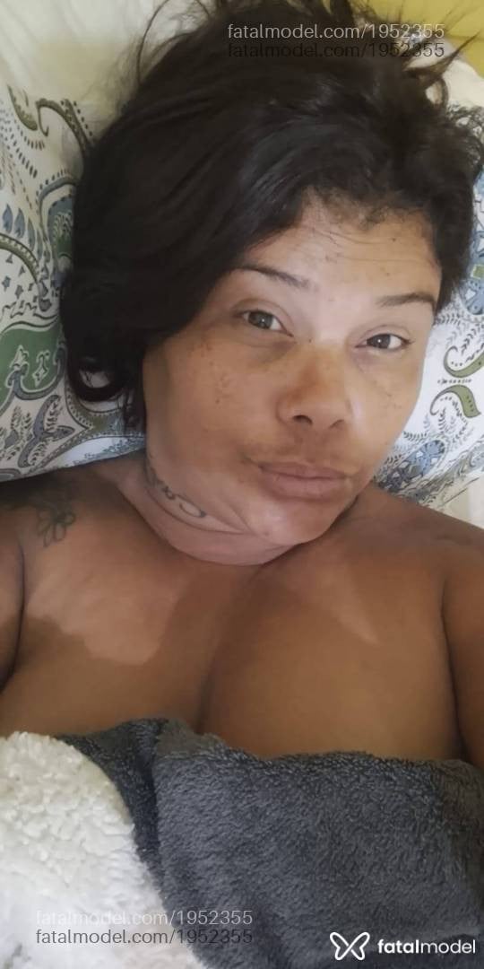 Acompanhante mulher morena (o) de olhos mel - Pérola Paulista