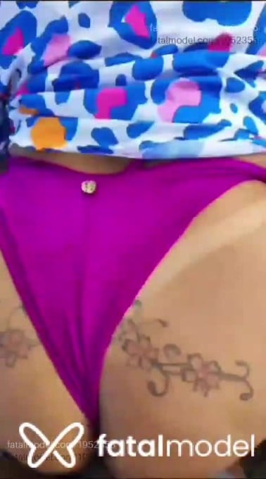 Acompanhante mulher morena (o) de olhos mel em Governador Valadares Acompanhante mulher morena (o) de olhos mel em Governador Valadares - Morenailuminada