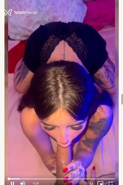 Acompanhante mulher com cabelo castanho de olhos mel - Viviii Acompanhante mulher com cabelo castanho de olhos mel - Viviii
