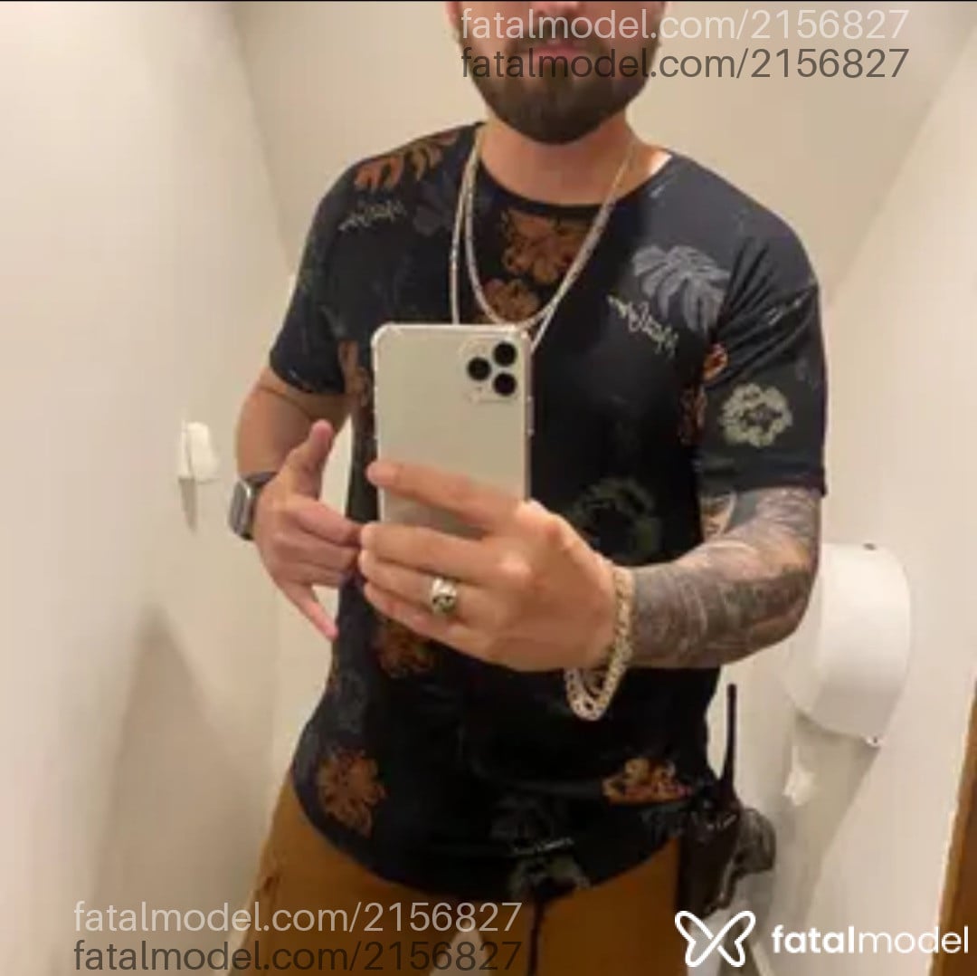 Acompanhante homem com cabelo castanho de olhos castanhos em Tatuí - Drey Felp
