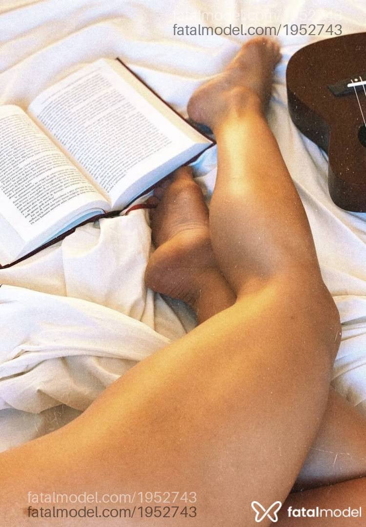 Acompanhante mulher morena (o) de olhos castanhos - Bella