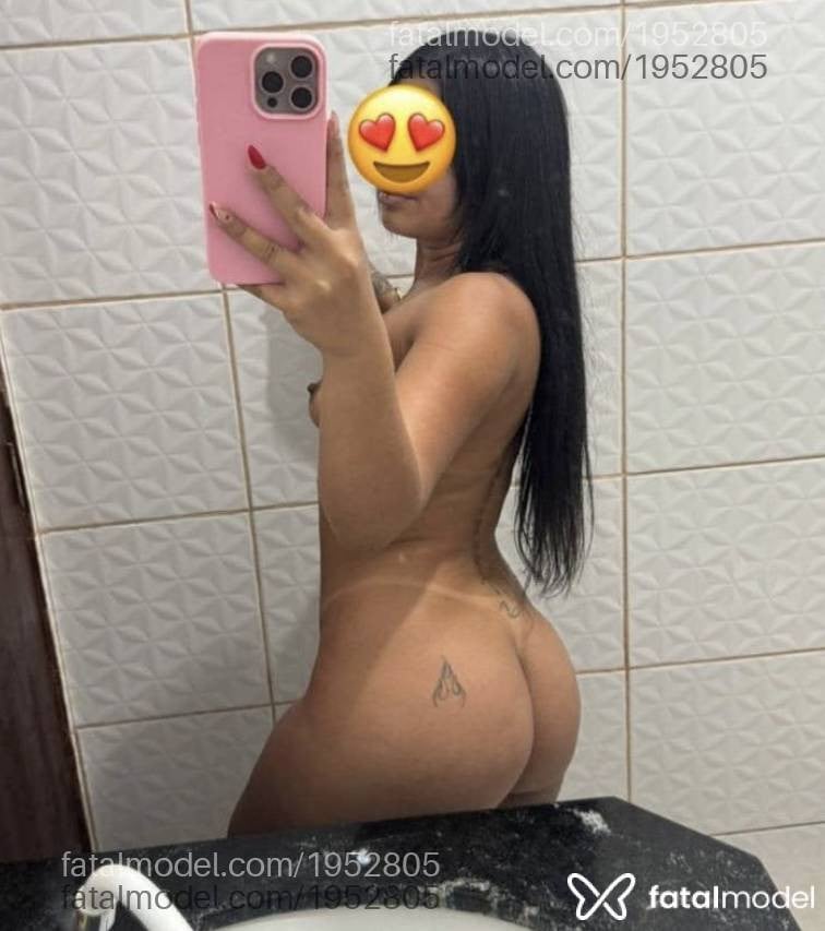 Acompanhante mulher morena (o) de olhos pretos - Evinha