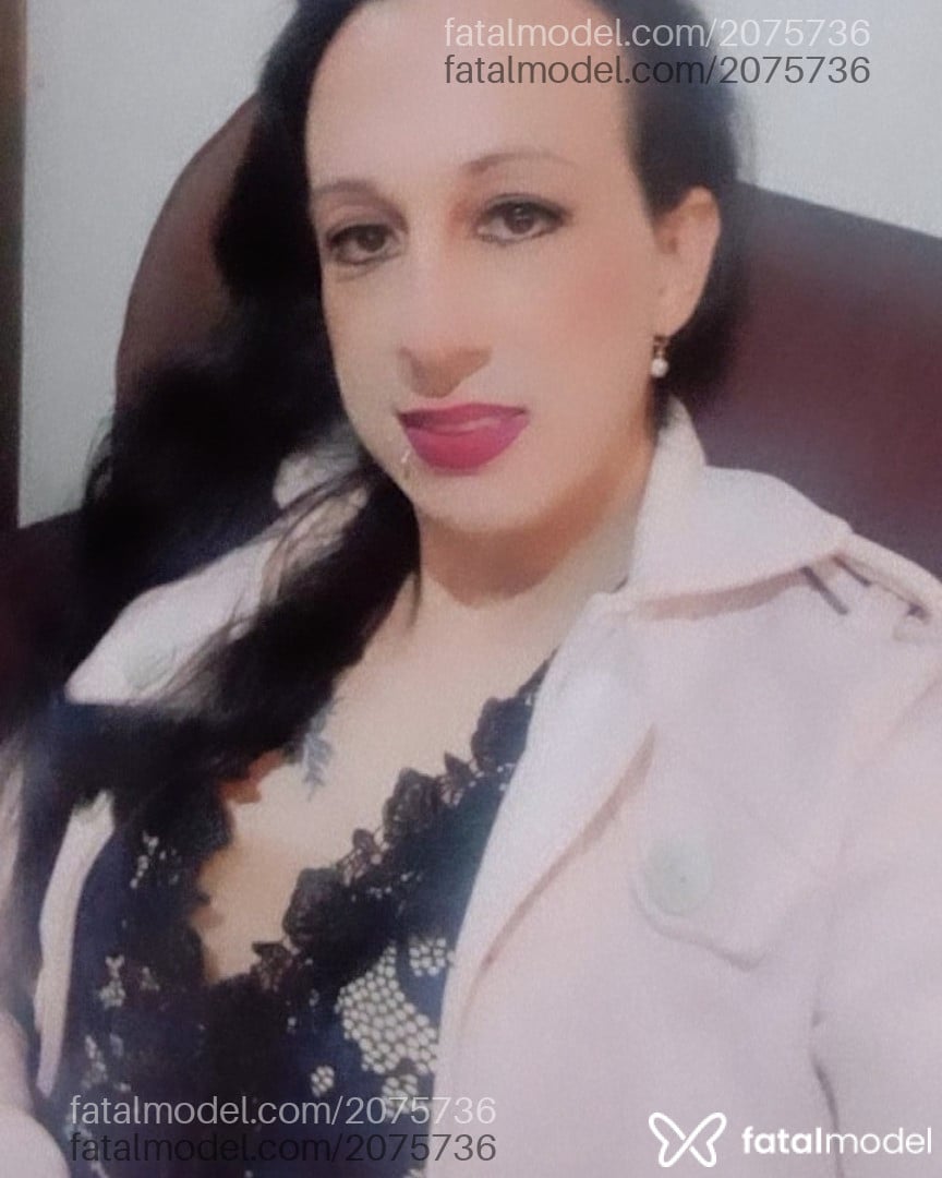 Acompanhante homem trans com cabelo castanho de olhos pretos em Santiago Acompanhante homem trans com cabelo castanho de olhos pretos em Santiago - Monica
