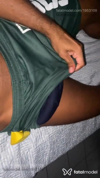 Acompanhante homem morena (o) de olhos pretos em Virtual - Frank