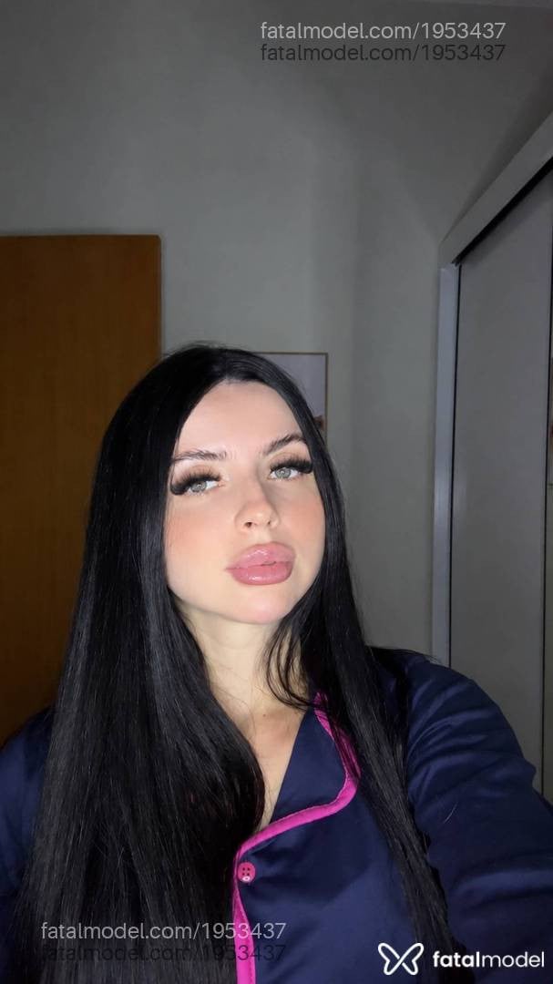 Acompanhante mulher ruiva (o) de olhos verdes em Pirassununga - Juju Borges Angel