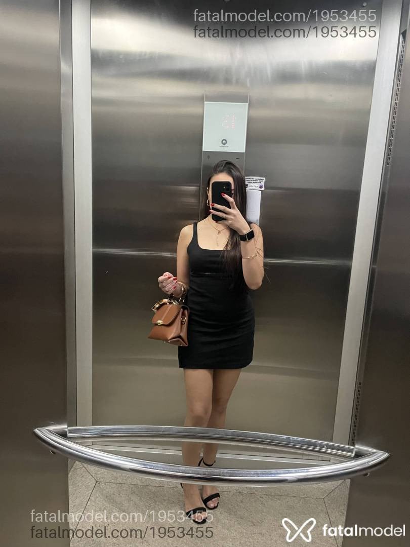 Acompanhante mulher com cabelo castanho de olhos castanhos em Bauru - Livia Nogueira