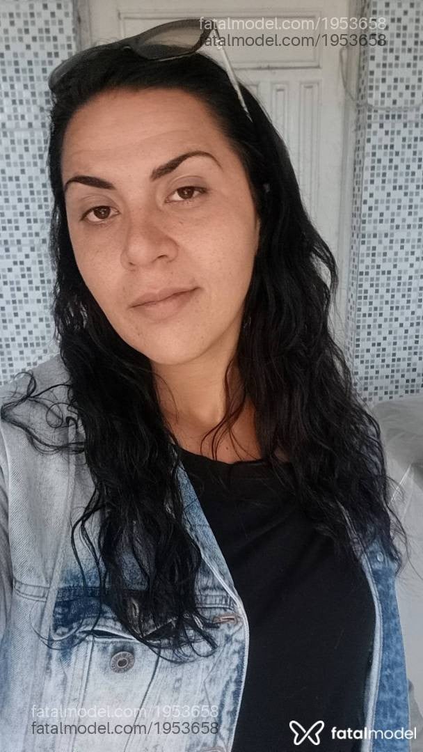 Acompanhante mulher morena (o) de olhos castanhos em Rio Grande - Ana Larissa