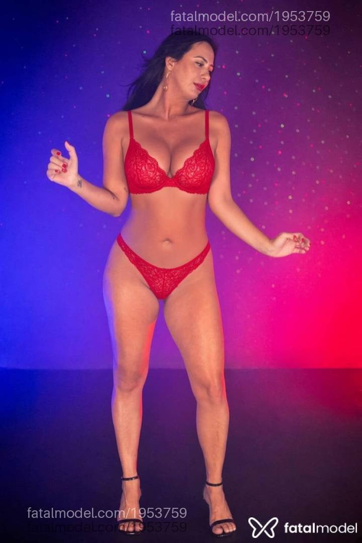 Acompanhante mulher morena (o) de olhos pretos - Taty Mendes