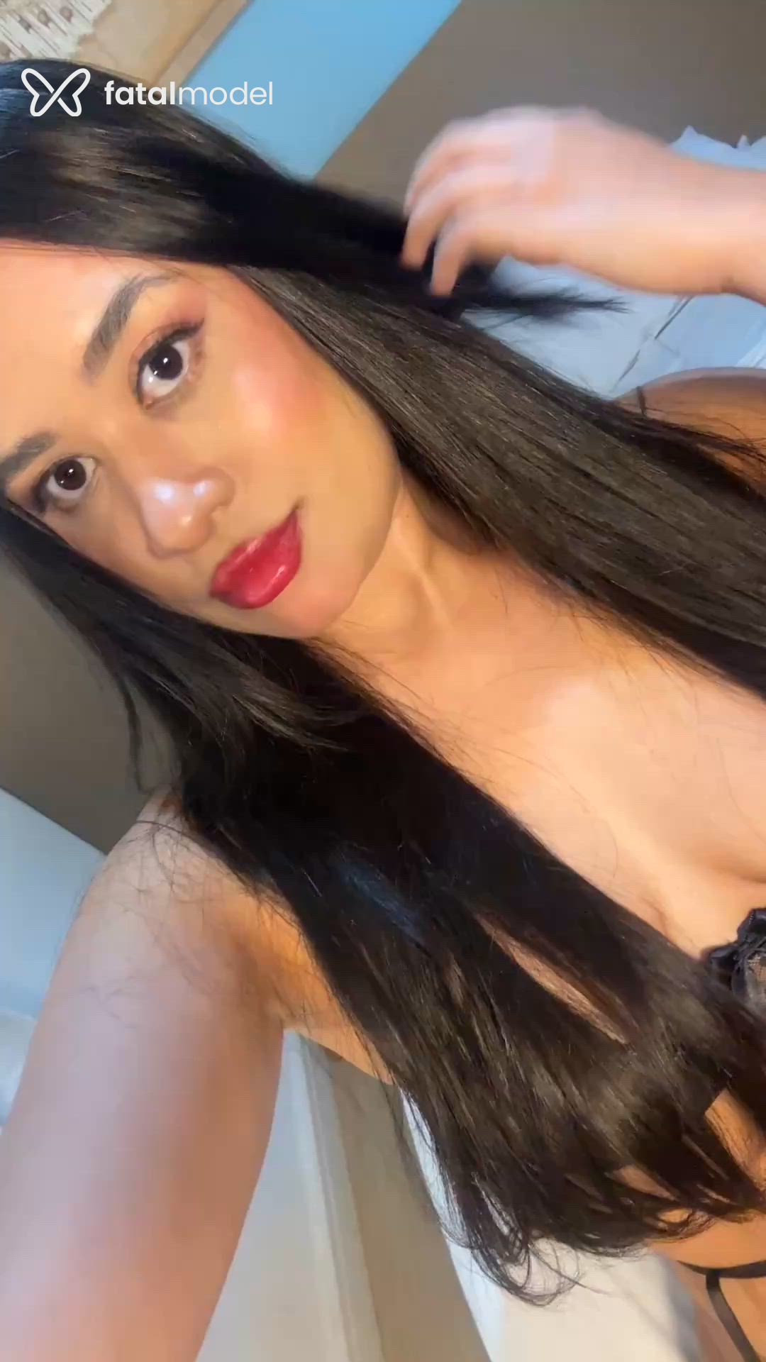 Acompanhante mulher com cabelo castanho de olhos castanhos em Arcos Acompanhante mulher com cabelo castanho de olhos castanhos em Arcos - Letícia Bitencourt