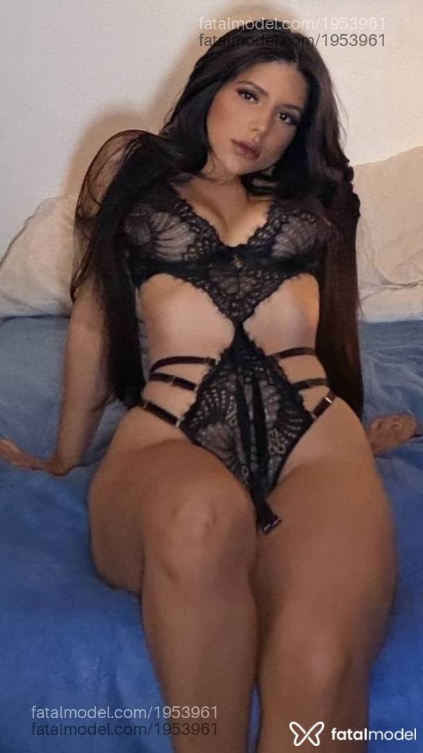 Acompanhante mulher morena (o) de olhos pretos - Livia Pacheco