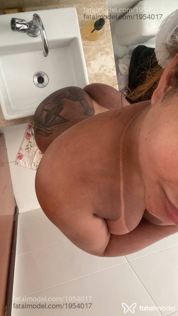 Acompanhante mulher trans loira (o) de olhos castanhos em Feira de Santana - Maju