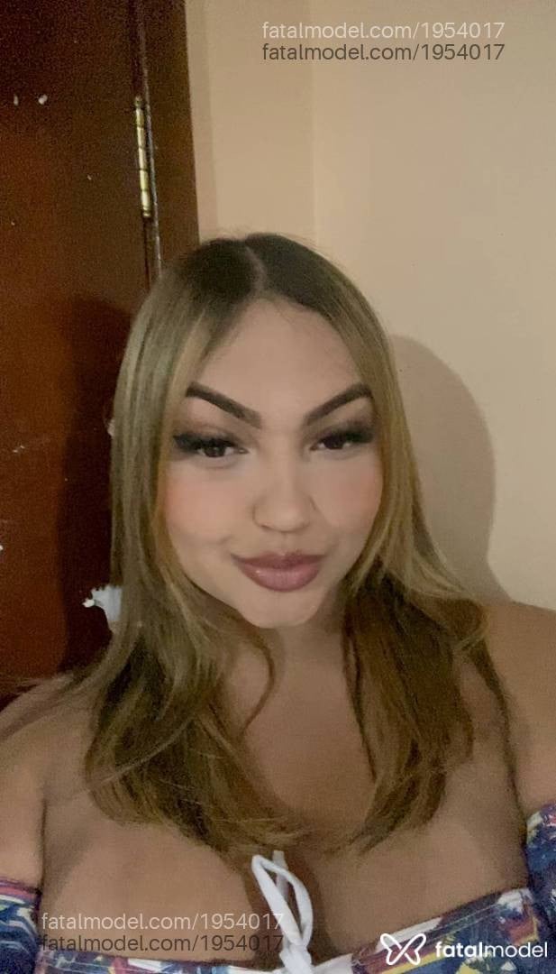 Acompanhante mulher trans loira (o) de olhos castanhos em Feira de Santana - Maju