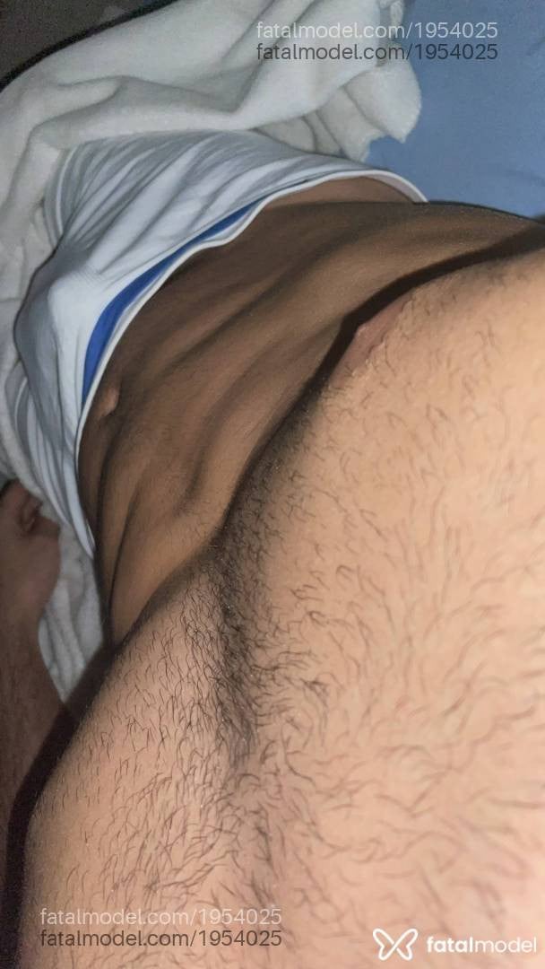 Acompanhante homem com cabelo castanho de olhos castanhos em Porto Alegre - Bruno