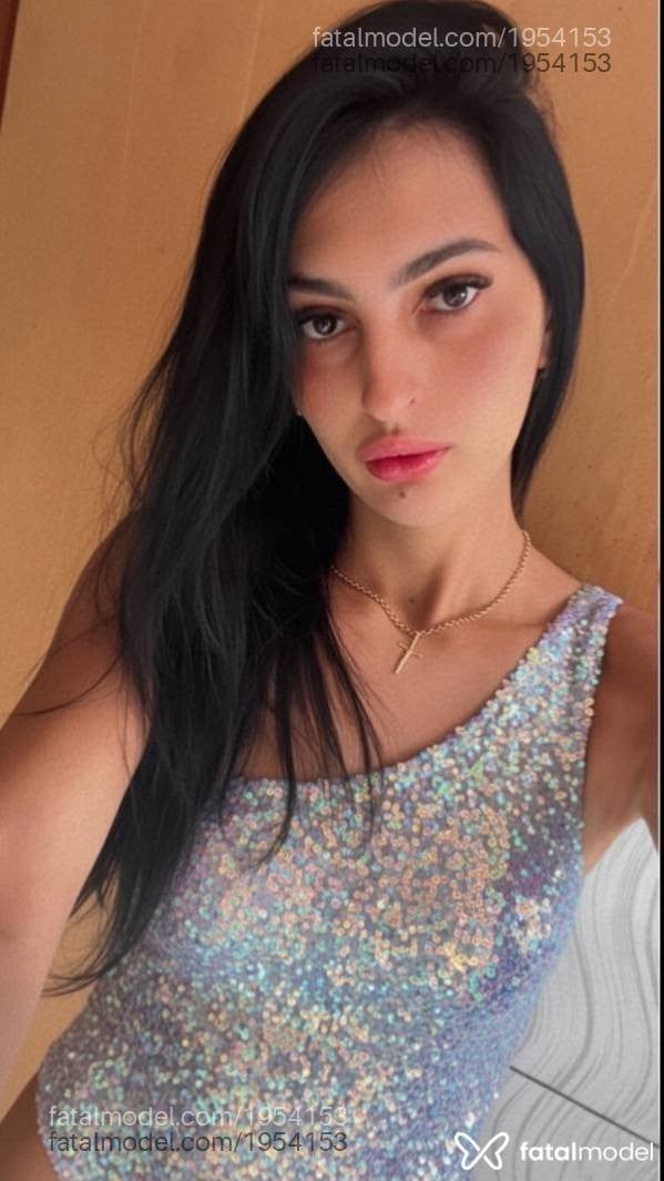 Acompanhante mulher trans morena (o) de olhos castanhos em Jales Acompanhante mulher trans morena (o) de olhos castanhos em Jales - Catarine