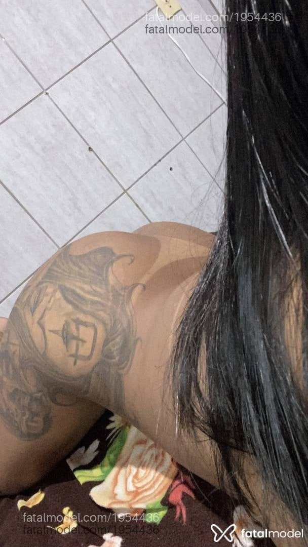 Acompanhante mulher morena (o) de olhos castanhos - Tays