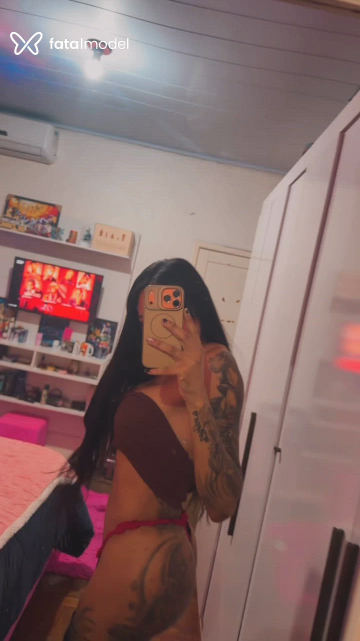 Acompanhante mulher trans morena (o) de olhos castanhos - Thaís Duarte