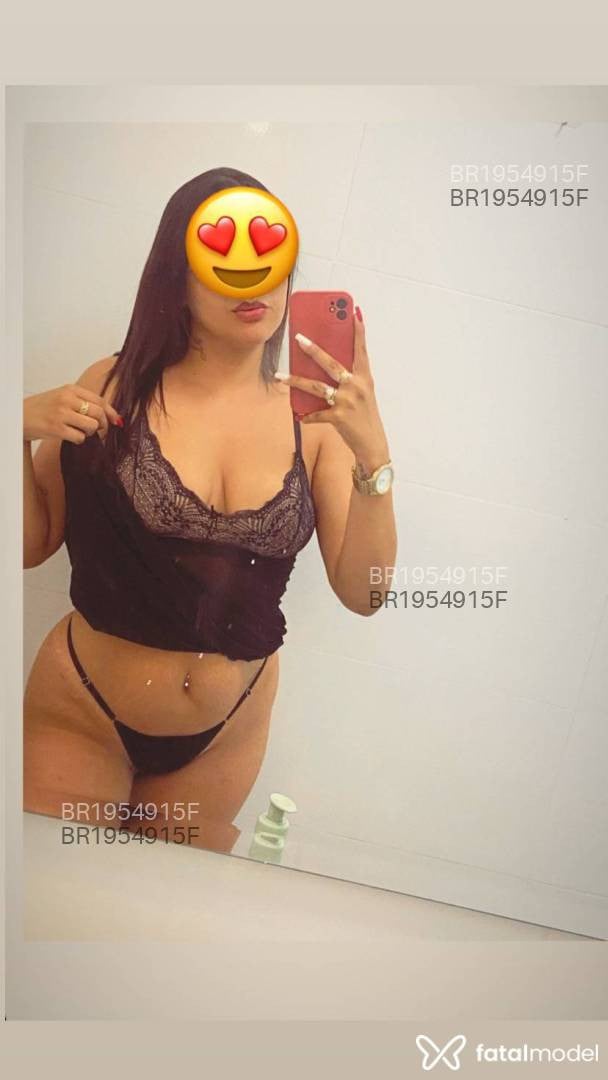 Acompanhante mulher morena (o) de olhos pretos em Tremembé Acompanhante mulher morena (o) de olhos pretos em Tremembé - Flávia