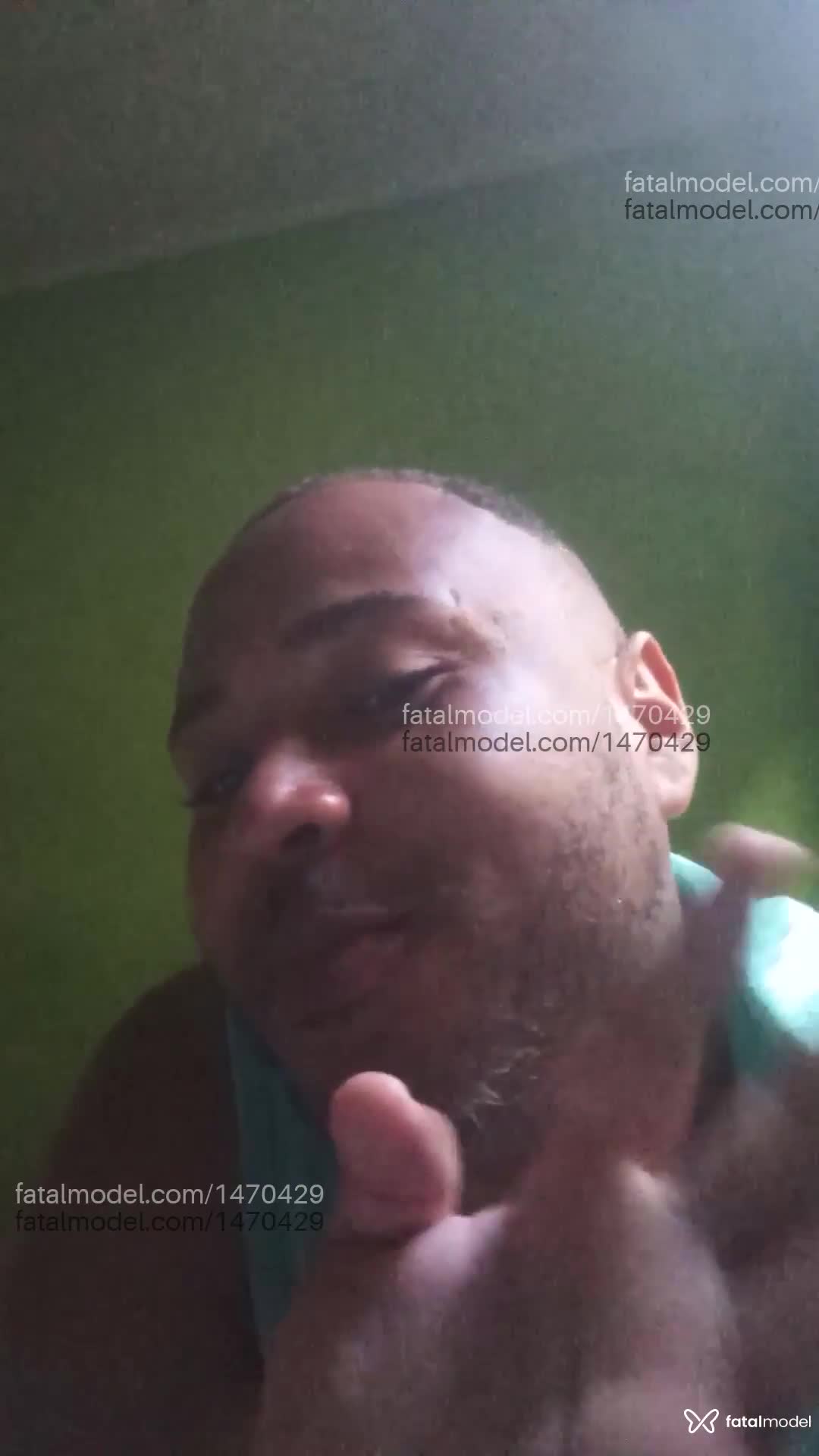 Acompanhante homem com cabelo castanho de olhos castanhos em São Sebastião do Paraíso Acompanhante homem com cabelo castanho de olhos castanhos em São Sebastião do Paraíso - Zôzô Ferraz