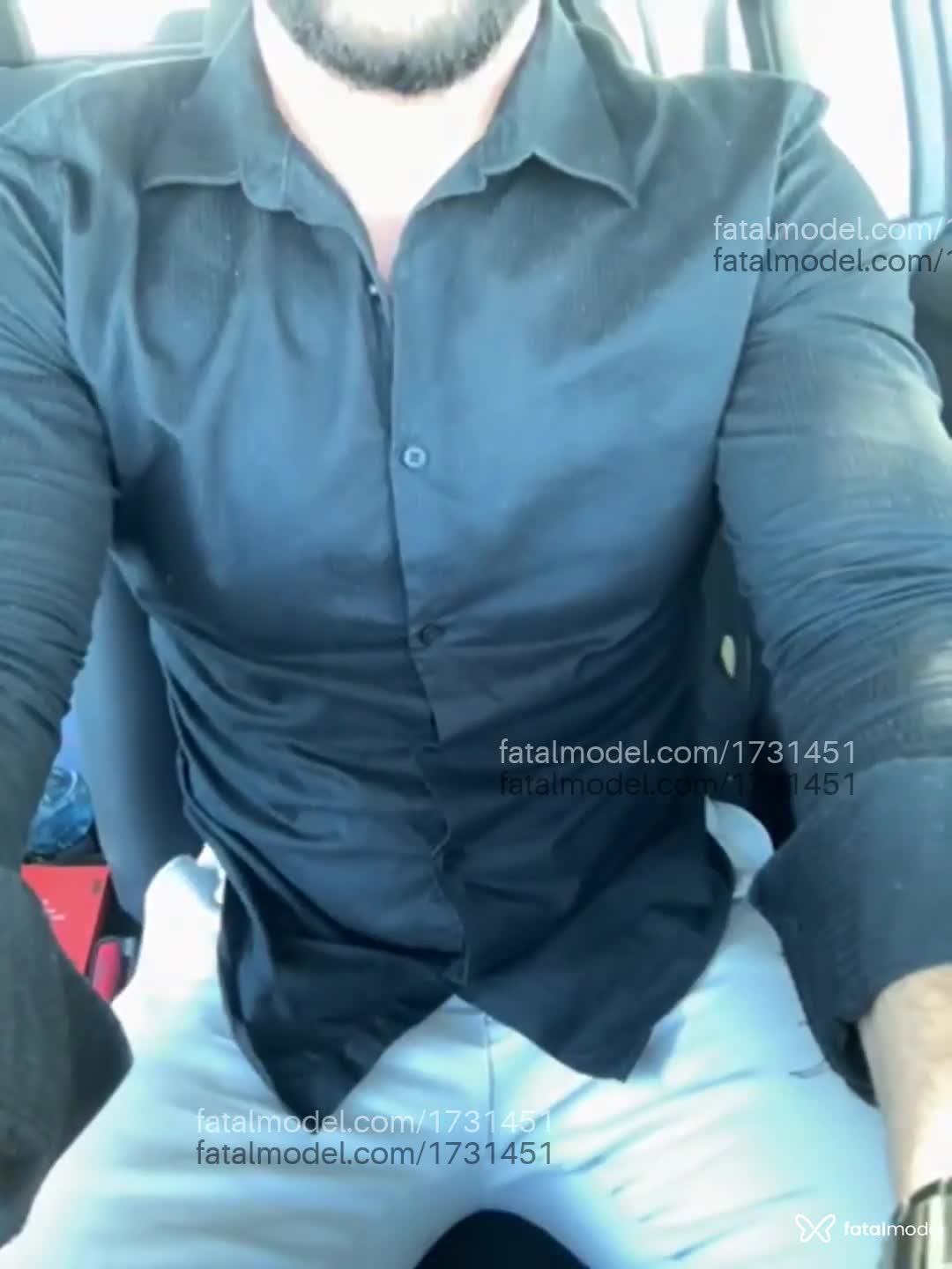 Acompanhante homem com cabelo castanho de olhos castanhos em São Paulo Acompanhante homem com cabelo castanho de olhos castanhos em São Paulo - Arthurzin