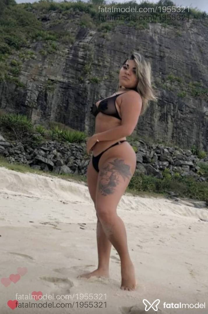 Acompanhante mulher loira (o) de olhos castanhos em Virtual - Milena