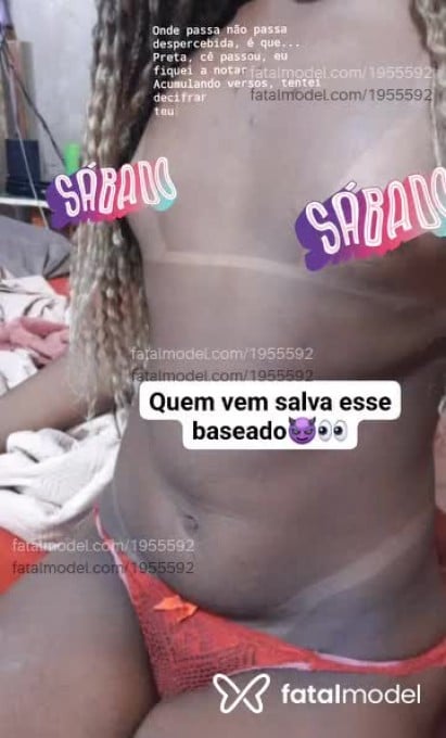 Acompanhante mulher trans com cabelo castanho de olhos pretos em Balneário Camboriú - Maria Edu
