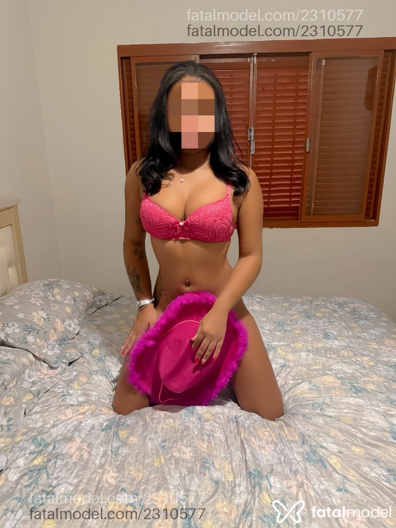 Acompanhante mulher morena (o) de olhos castanhos em Londrina Acompanhante mulher morena (o) de olhos castanhos em Londrina - Cacau Mello