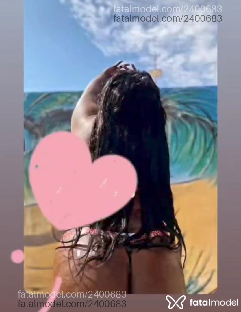 Acompanhante mulher com cabelo colorido de olhos castanhos em Tupã - Manuella