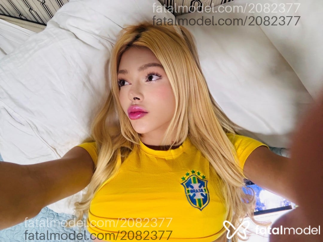Acompanhante mulher trans ruiva (o) de olhos mel em Limeira - Victoria Mancini