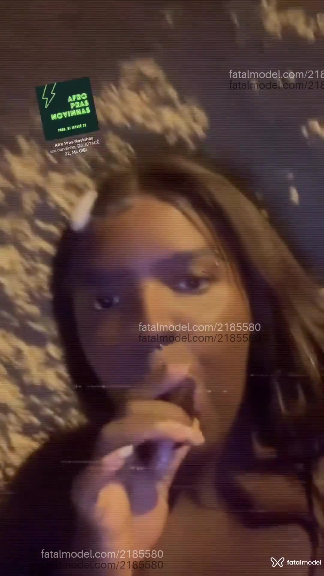 Acompanhante mulher trans com cabelo castanho de olhos castanhos em Três Rios - Uvinhaa