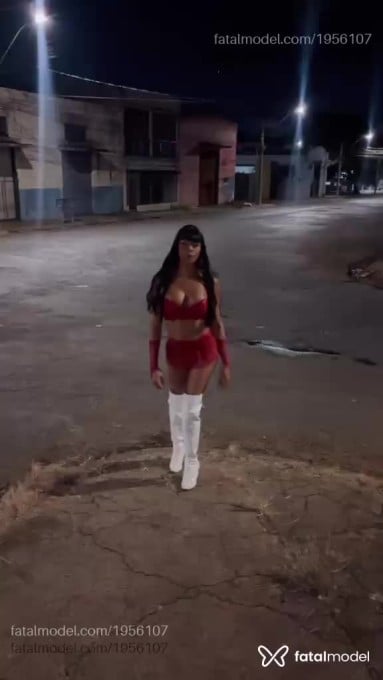 Acompanhante mulher trans morena (o) de olhos pretos em Ribeirão Preto - Agatha Piovanny