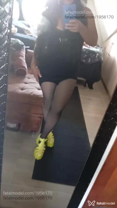 Acompanhante mulher com cabelo castanho de olhos castanhos em São Paulo - Índiamazona
