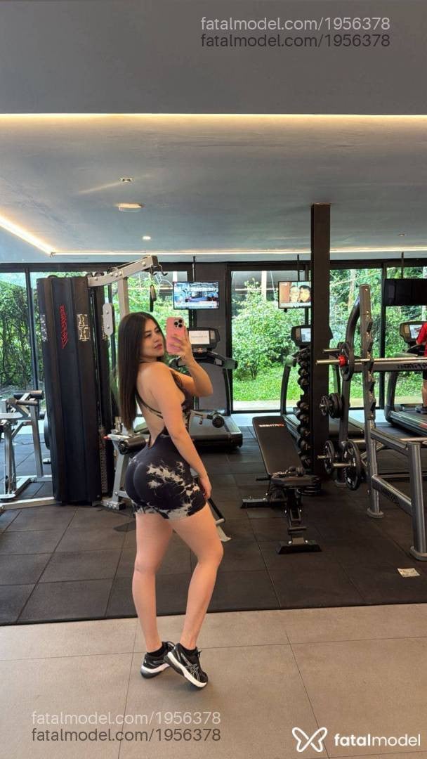 Acompanhante mulher com cabelo castanho de olhos castanhos em São Paulo - Jhulli