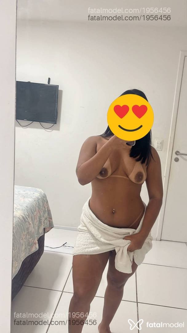 Acompanhante mulher morena (o) de olhos castanhos - Thaylane Duval