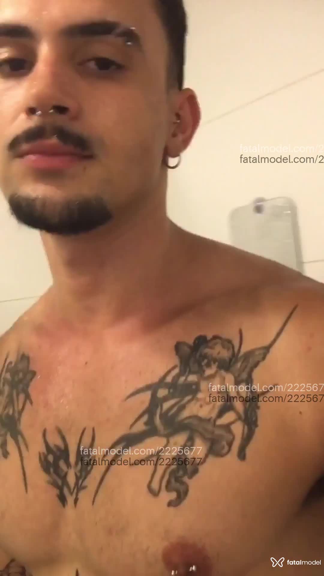 Acompanhante homem com cabelo castanho de olhos castanhos em São Paulo - Weslley