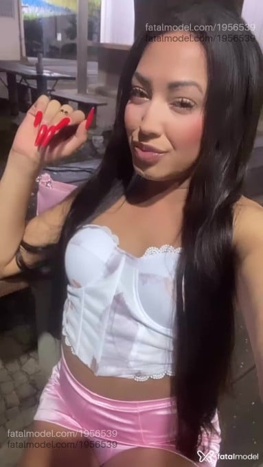 Acompanhante mulher trans loira (o) de olhos castanhos em Três Lagoas - Estrella