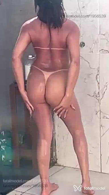 Acompanhante mulher trans loira (o) de olhos castanhos em Três Lagoas - Estrella