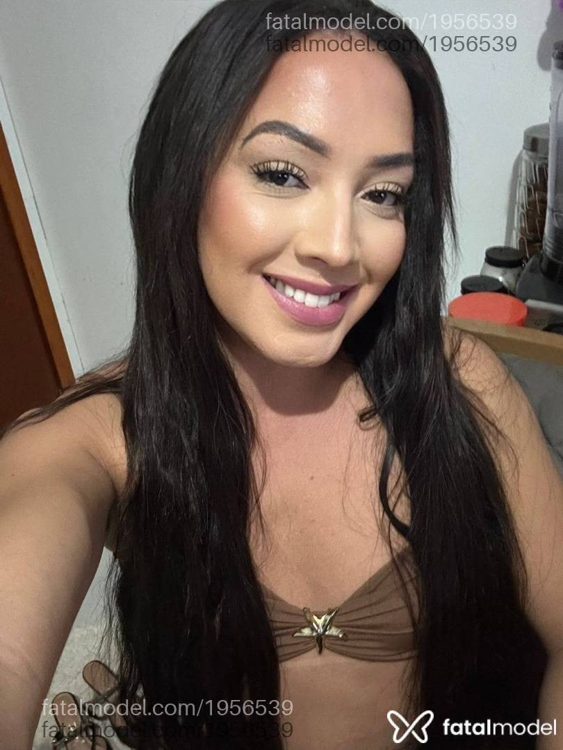 Acompanhante mulher trans loira (o) de olhos castanhos em Três Lagoas - Estrella
